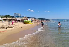 Инспектори следят за спекула с цените на плажаКомисията за защита