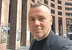 Брюксел крие коя страна оспорва монетата с изображение на азбуката