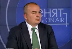 Земеделският министър нареди спешни проверки за фалшиво маслоЗемеделският министър Пламен