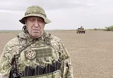 Изтекли записи разкриват среднощен разговор между дипломатиИзтекъл телефонен разговор между