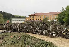 Частична мярка в Дългопол и Вълчи долПоройни дъждове предизвикаха сериозни