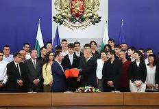 Премиерът прие най блестящите умове на БългарияПремиерът Румен Радев връчи