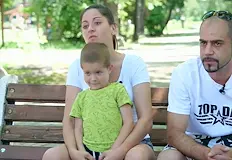 Отчаяните родители били привлечени към общността Когиталност с обещания за