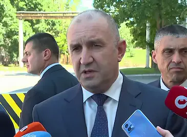 Румен Радев: Ситуацията е много сложна, пари в хазната няма