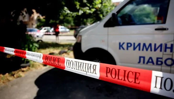 Полицията е отцепила района Полицията е отцепила района