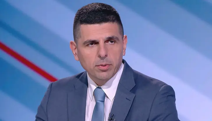 Депутатът предупреждава за нова дългова спирала и харчове