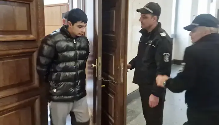 Младежът е шофирал след употреба на дрога Младежът е шофирал след употреба на дрога
