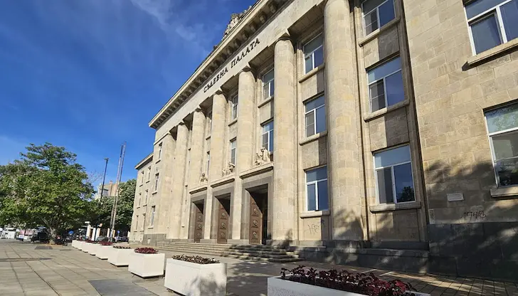 Промяна в графика за връчване на призовки в Русе на 3 юли
