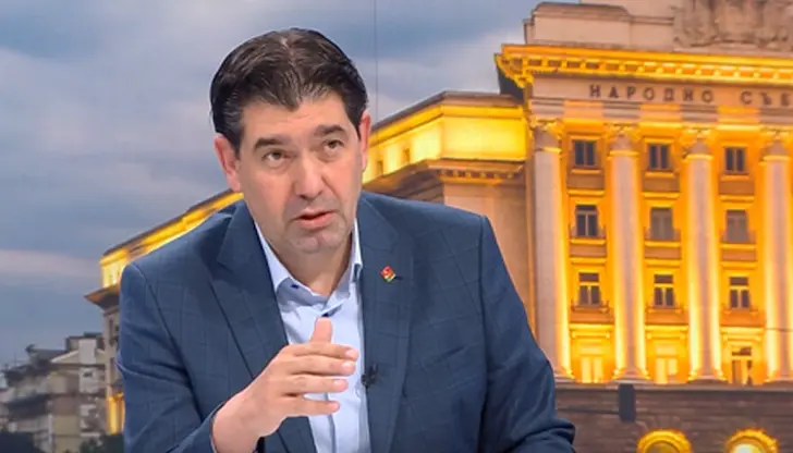 Държавата трябва да защити доходите на хората Държавата трябва да защити доходите на хората