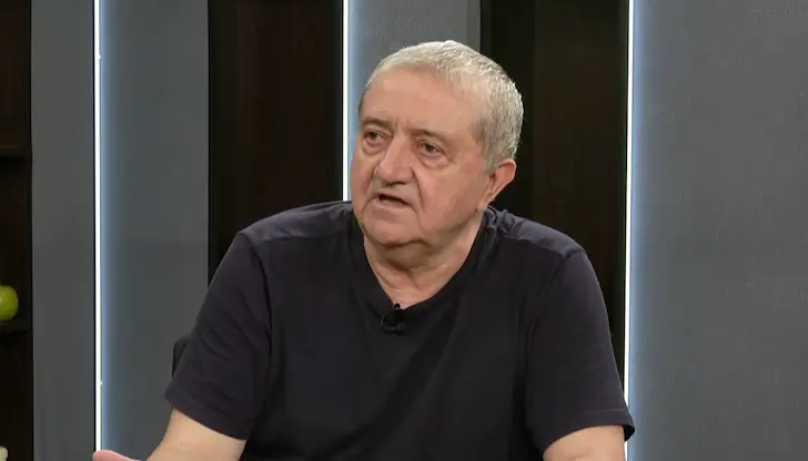 Писателят критикува политическата реалност и моралния упадък у нас