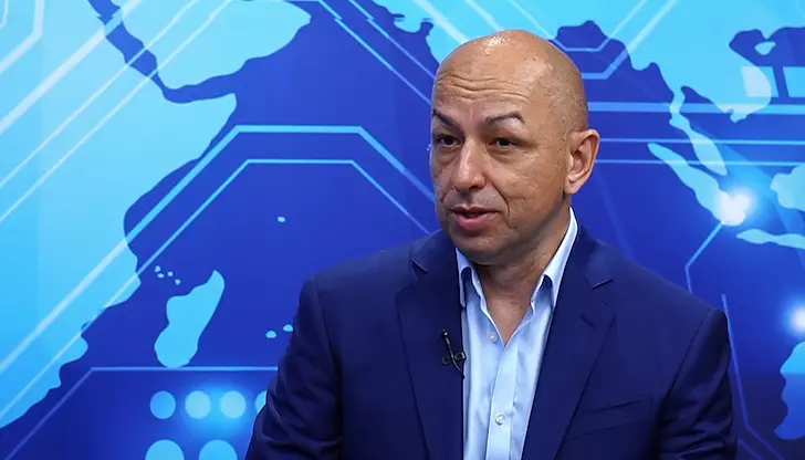 Икономист открива математически абсурди във финансовата рамка