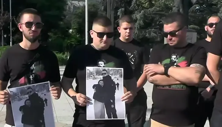 Жертвите са шестнадесетгодишно момиче и седемнадесетгодишно момче от Враца