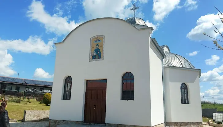 Освещаване на нов храм в манастира Света Петка в Копривец