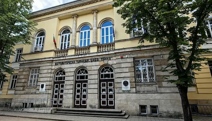 Родители искат спешна среща с министъра Родители искат спешна среща с министъра