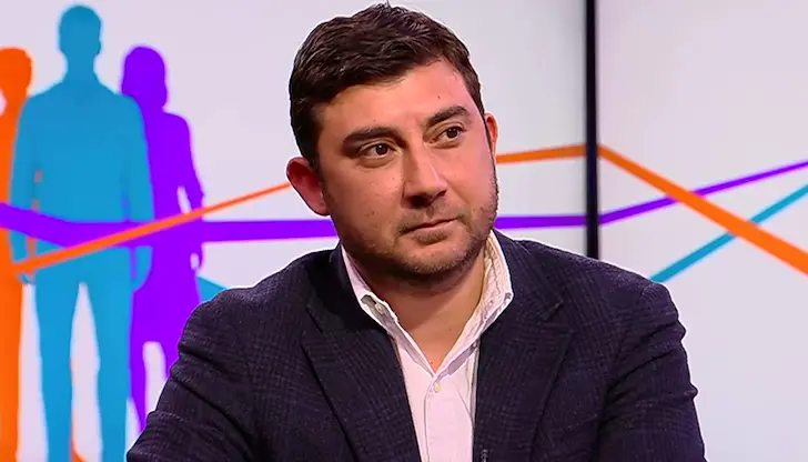Общинският съветник настоява за твърди дипломатически действия Общинският съветник настоява за твърди дипломатически действия