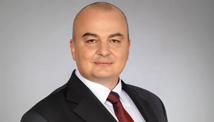 Пламен Абровски промени правилата за изследвания на вносното мляко Пламен Абровски промени правилата за изследвания на вносното мляко