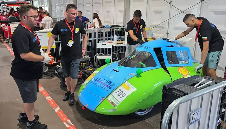 Русенските студенти на екомаратона Shell в Полша