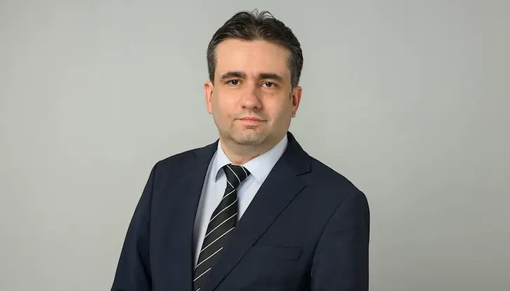 Според Божанов приложената методика ощетява коалицията с един мандат Според Божанов приложената методика ощетява коалицията с един мандат