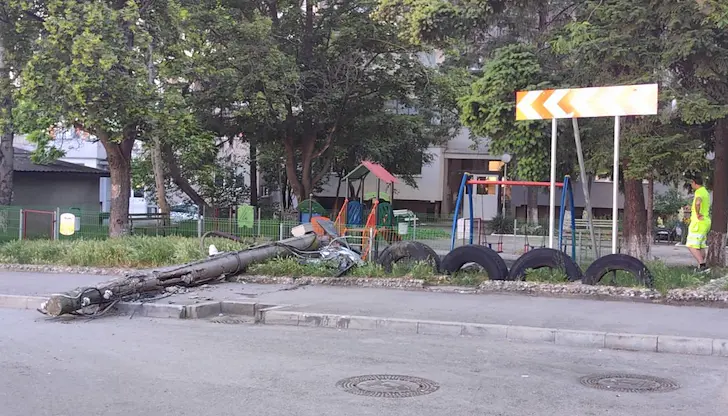 Шофьорът твърди, че спирачките са отказали при висока скорост