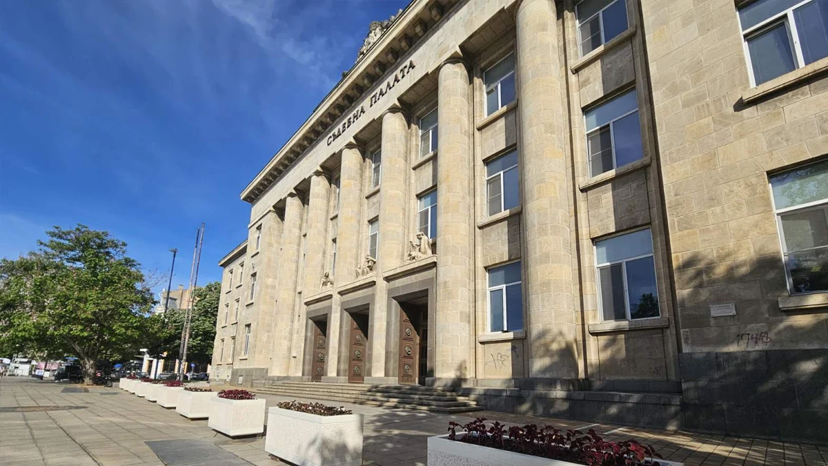 Графикът е валиден само за трети юлиОкръжен съд - Русе