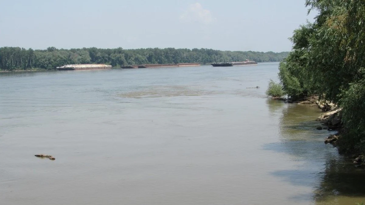Забраната важи и за всички водни площи в региона, които