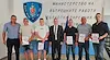 Доброволци изнесоха на ръце ранени от стръмно дере