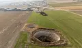 Гигантски кратери поглъщат нивите в Турция