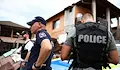 Полицията в София извади тръба от канализацията при акция за фентанил