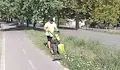 Продължава косенето на тревата в Русе