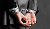 Арестуваха двама инспектори на НАП в Черноморец