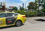 Кратер зейна на ключов столичен булевард