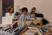Русенци дариха над 500 книги в благотворителна акция Русенци дариха над 500 книги в благотворителна акция