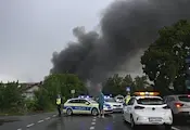 Пожар обхвана две халета за пластмаса в София