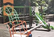 Поставиха първата специализирана люлка за деца в Банкя Поставиха първата специализирана люлка за деца в Банкя