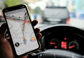 Waze следи потребителите дори при затворено приложение