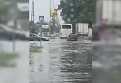 Силна буря наводни Лом