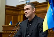 Военният министър на Украйна подаде оставка