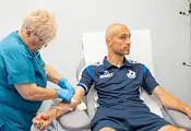 Футболистите на „Дунав“ дадоха личен пример с доброволно кръводаряване