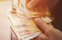 Издръжката на работещ човек се увеличи с 50 евро