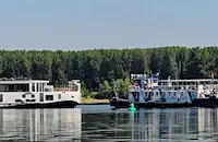 Изтеглят заседналия кораб край Видин