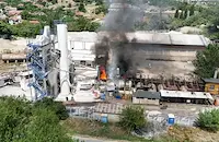 Пожар горя в асфалтовата база в квартал “Средна кула“