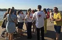 Младежкият Червен кръст раздаде безплатна вода в Русе
