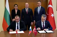 България и Турция замразяват договора с "Боташ"