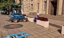 Нова визия за кашпите пред Съдебната палата в Русе