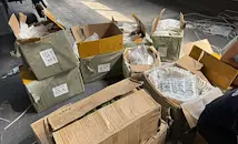 Митничари иззеха над 16 000 фалшификата от контейнер от Китай