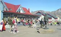 Градът, в който ковчезите са забранени, а в хотелите се влиза без обувки