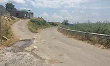 Задържаха чиновник след съмнителни пътни ремонти в Кърджали
