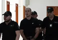 Разпитаха момичето което се е возило с него по време