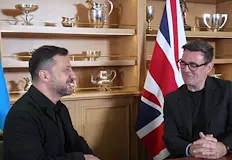 Володимир Зеленски е първият чужд лидер при премиера Анди БърнамУкраинският