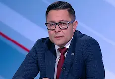 Мажоритарният собственик е блокирал сметките на рафинериятаВицепремиерът и министър на